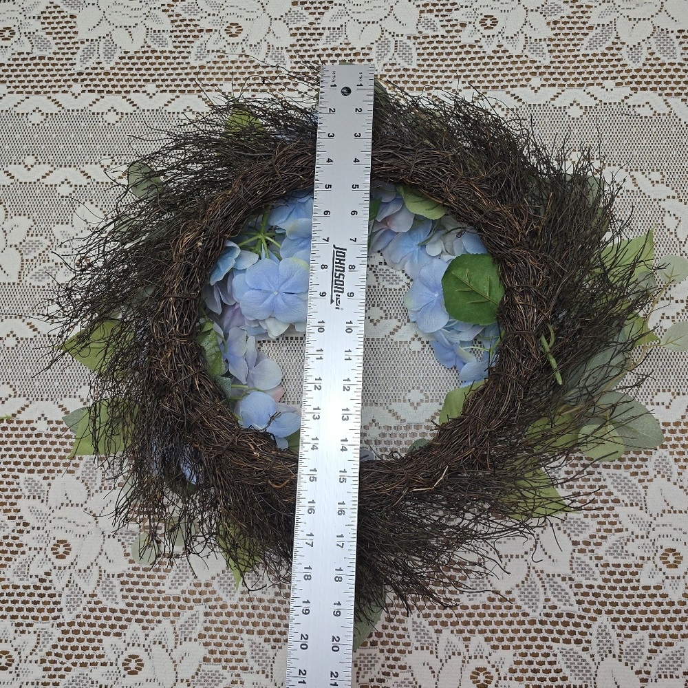 Ashland 22" Wreath Round Blue and Purple Hydrangea Flowers Twig Floral Accent - Picture 10 of 12